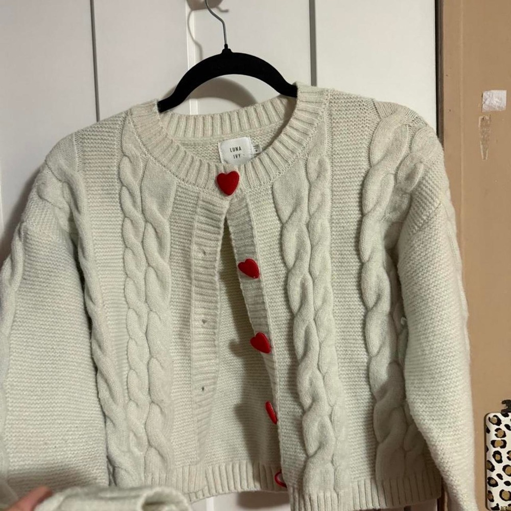 Luna Ivy Cream Cable Knit Heart Button Cardigan Size M